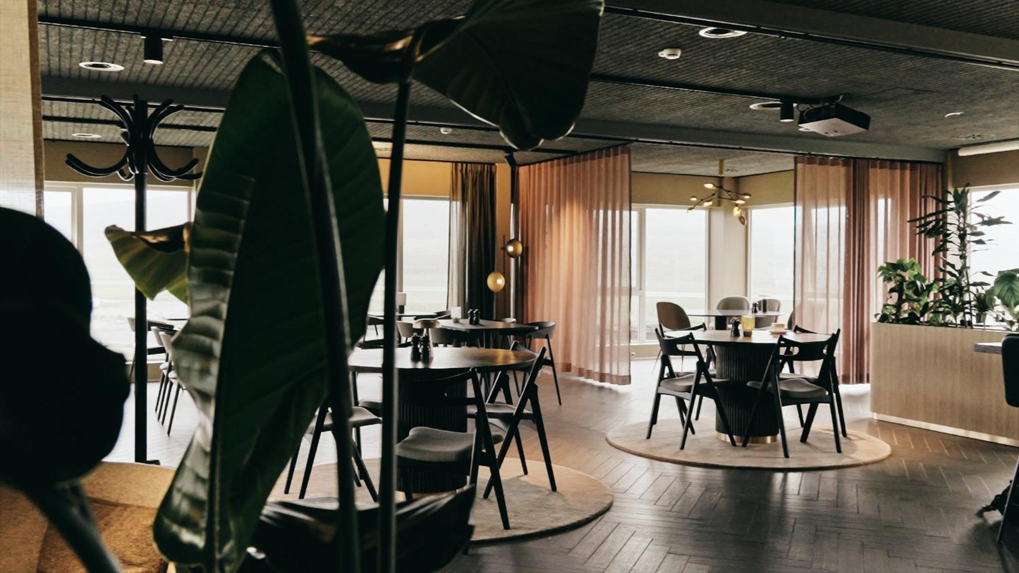 Hotel Vagar Sorvagur Bagian luar foto
