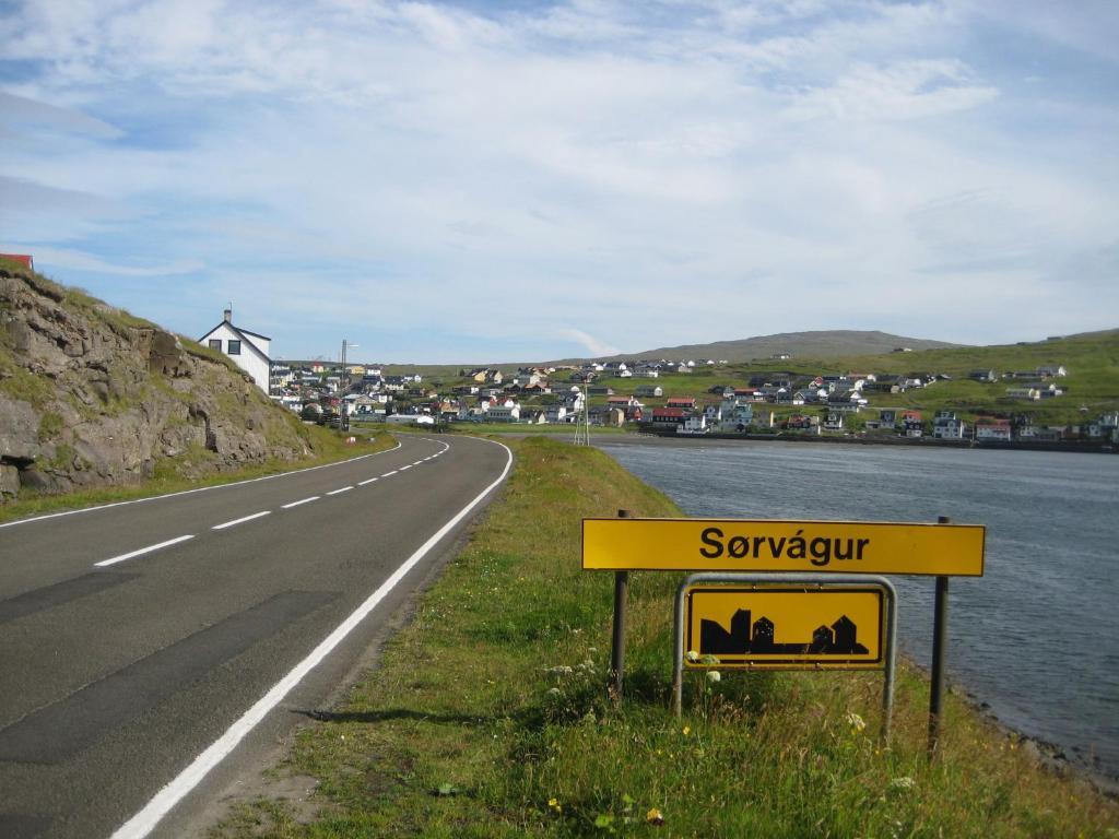 Hotel Vagar Sorvagur Bagian luar foto
